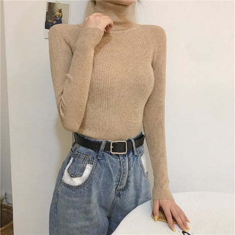Slim-fit solid-color pullover top m302025